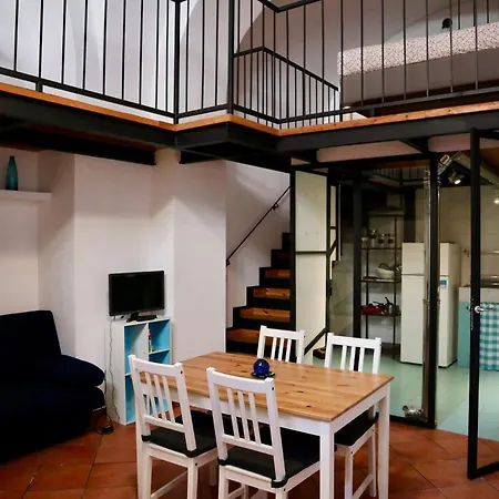 דירה Loft In Rhome